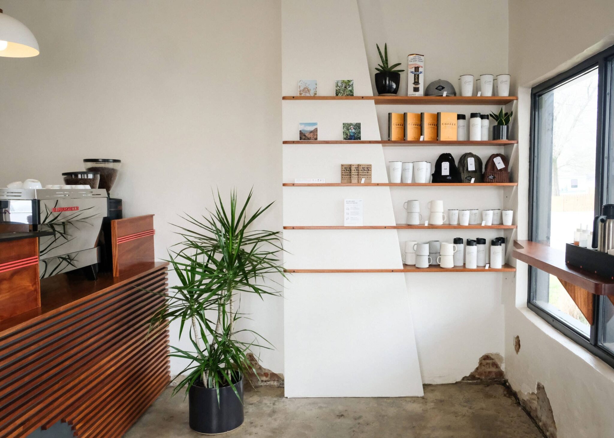 Cafe Story CREMA Coffee Roasters, Nashville Tennessee La Marzocco USA